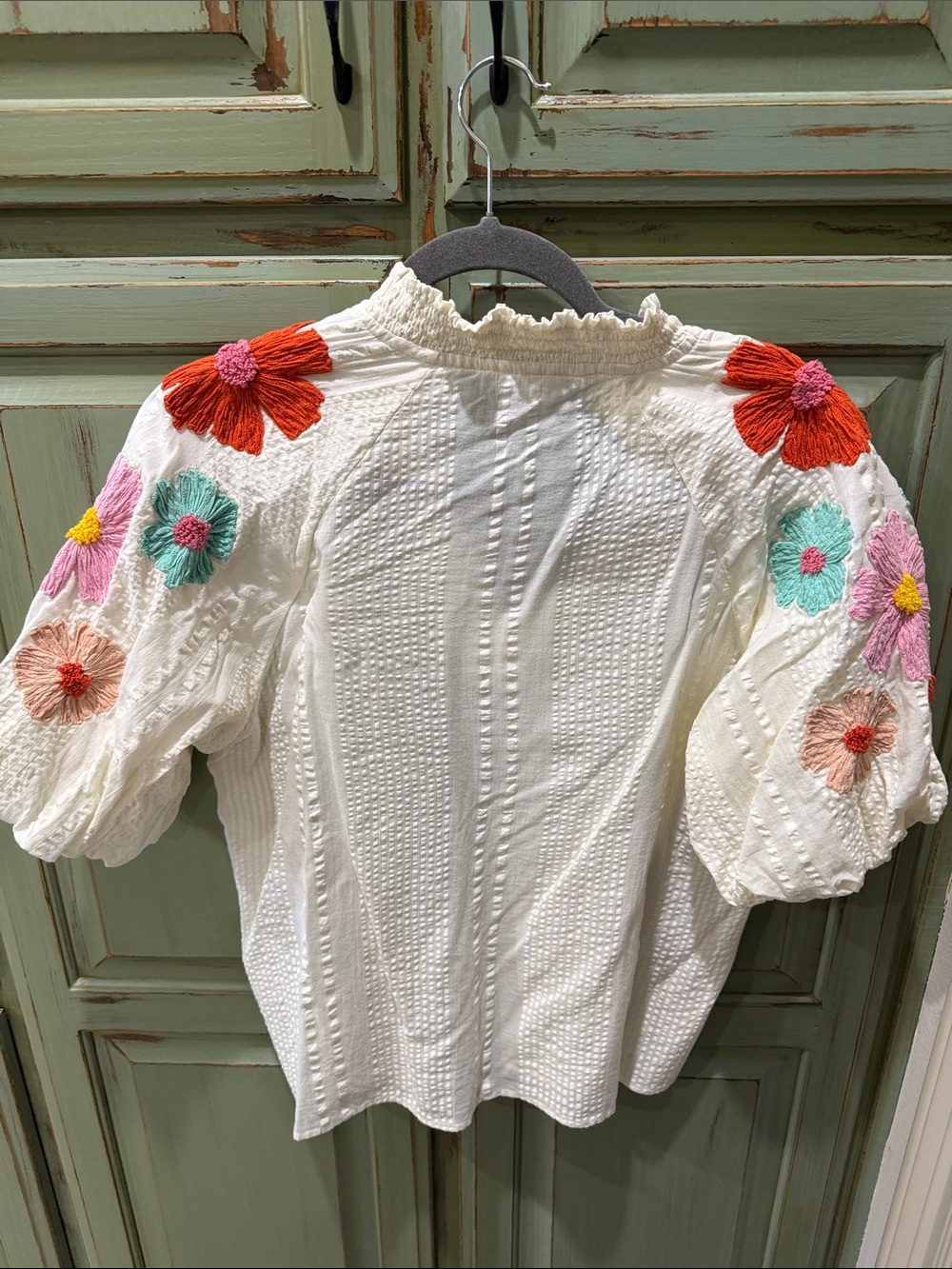 THML White Textured Puff-Sleeve Blouse with Multicolor Floral Embroidery - Picture 3 of 6